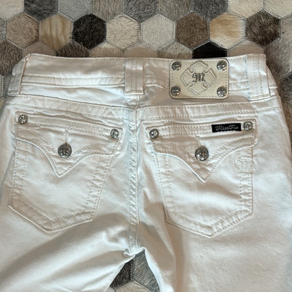 Miss Me size 28 white skinny jeans - Picture 4 of 7